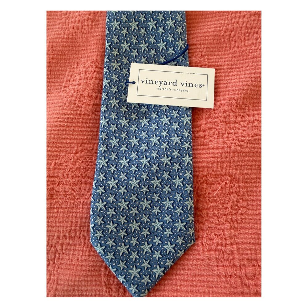 NWT Vineyard Vines Blue Starfish 100% Silk